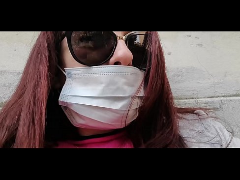 ❤️ Nicoletta analipiza kisasi kwa jirani yake na kukojoa kwenye karakana yake (Karantini Maalum ya Covid19 ya Italia) Pono ya kujitengenezea nyumbani ❌